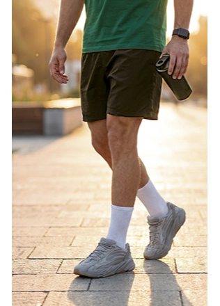 Pantaloni scurți sport cu buzunare DRIVE 27 lei